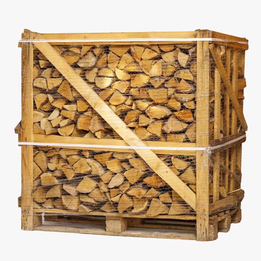 Bois de chauffage sur palette – essence, longueur et volume au choix