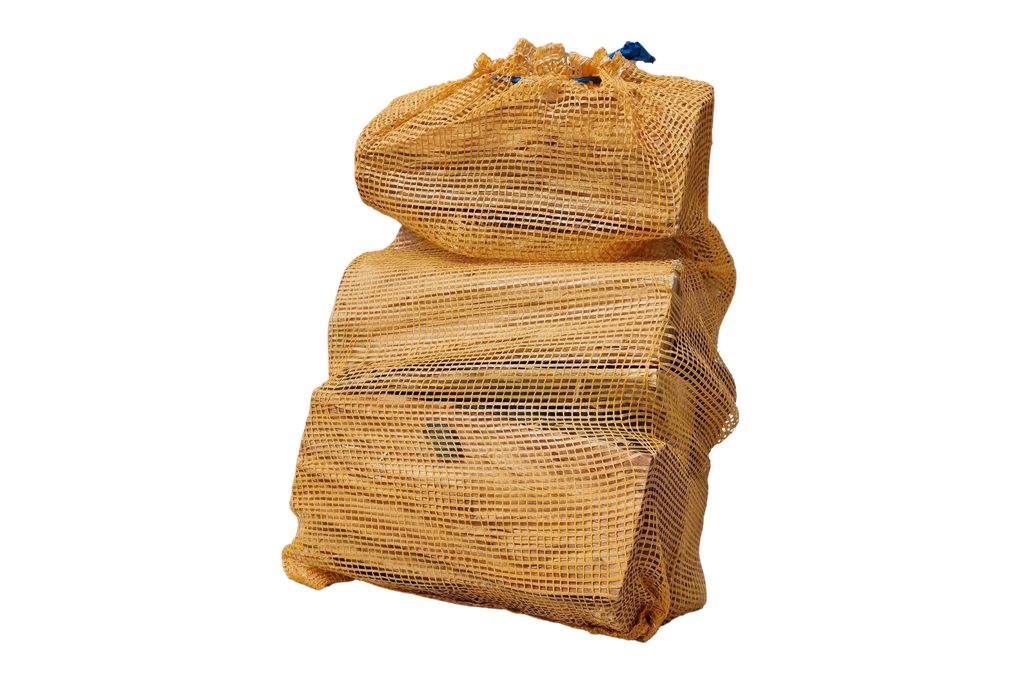 Bois de chauffage en carton, sac ou filet