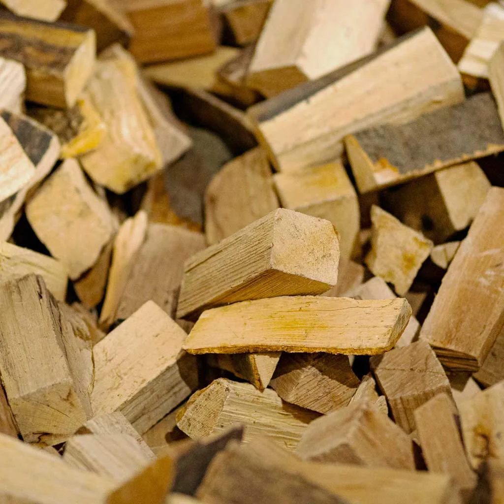 Bois de chauffage sur palette – essence, longueur et volume au choix